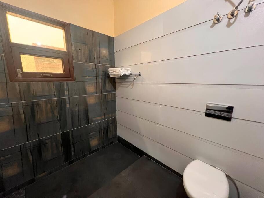5Bhk Home Away From Home At Ranjit Avenue Amritsar Exterior foto