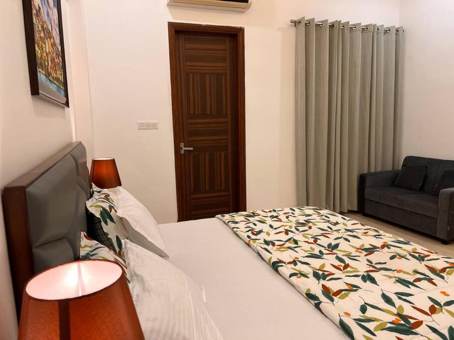5Bhk Home Away From Home At Ranjit Avenue Amritsar Exterior foto