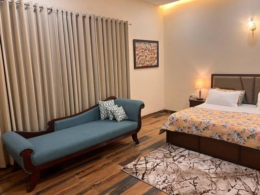 5Bhk Home Away From Home At Ranjit Avenue Amritsar Exterior foto